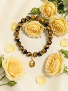 Tiger's Eye Bracelet with Tiger's Eye Charm